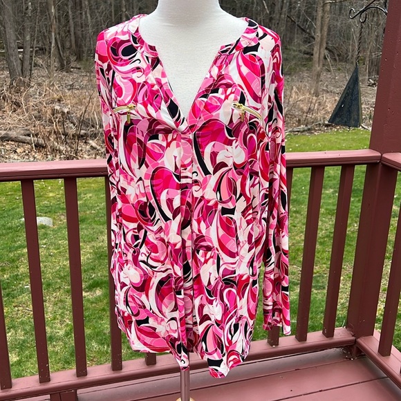 INC International Concepts Tops - New! INC SZ 2X pink multi geometric print top.